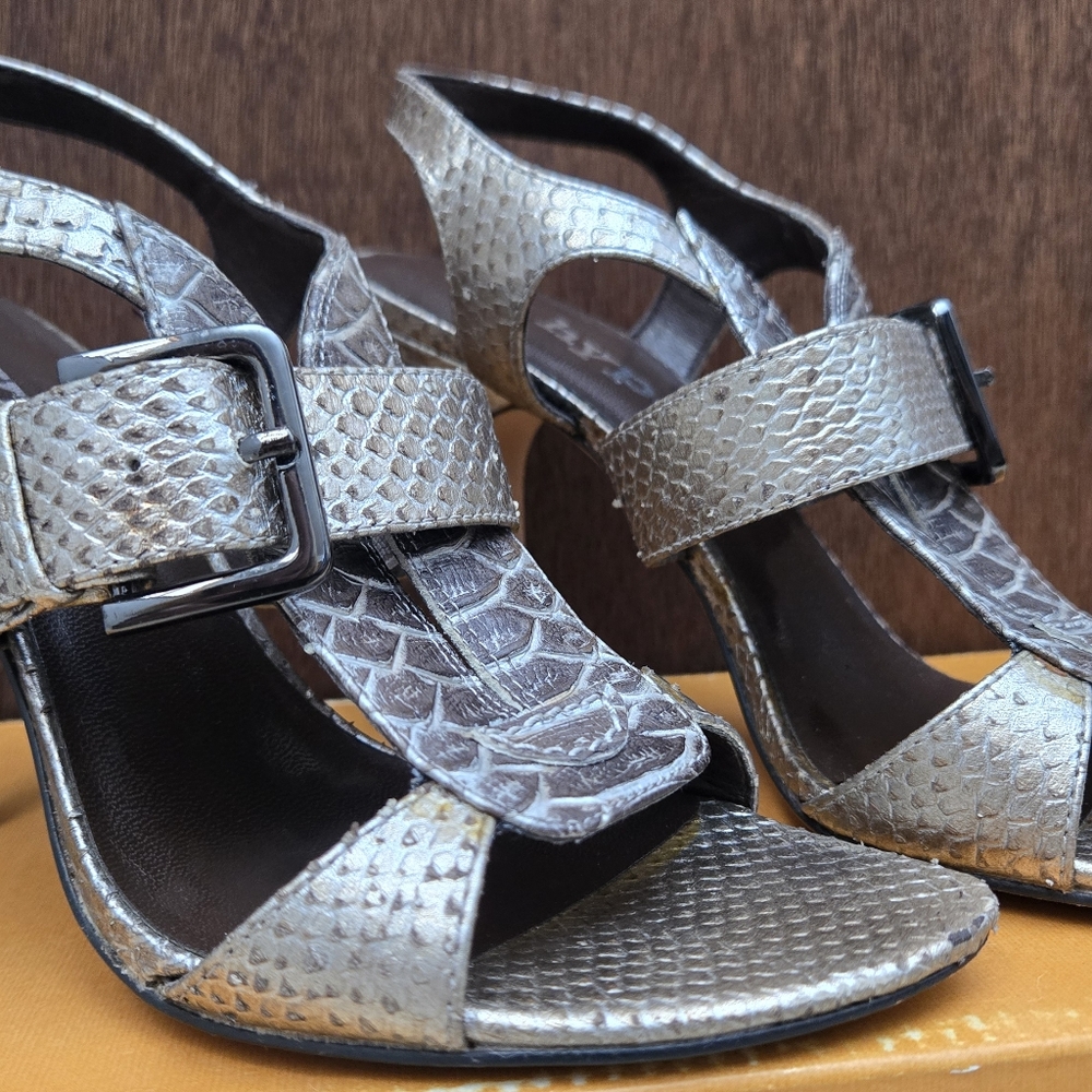 HYPE Heels. Gold/ Brown snakeskin. Size 6.